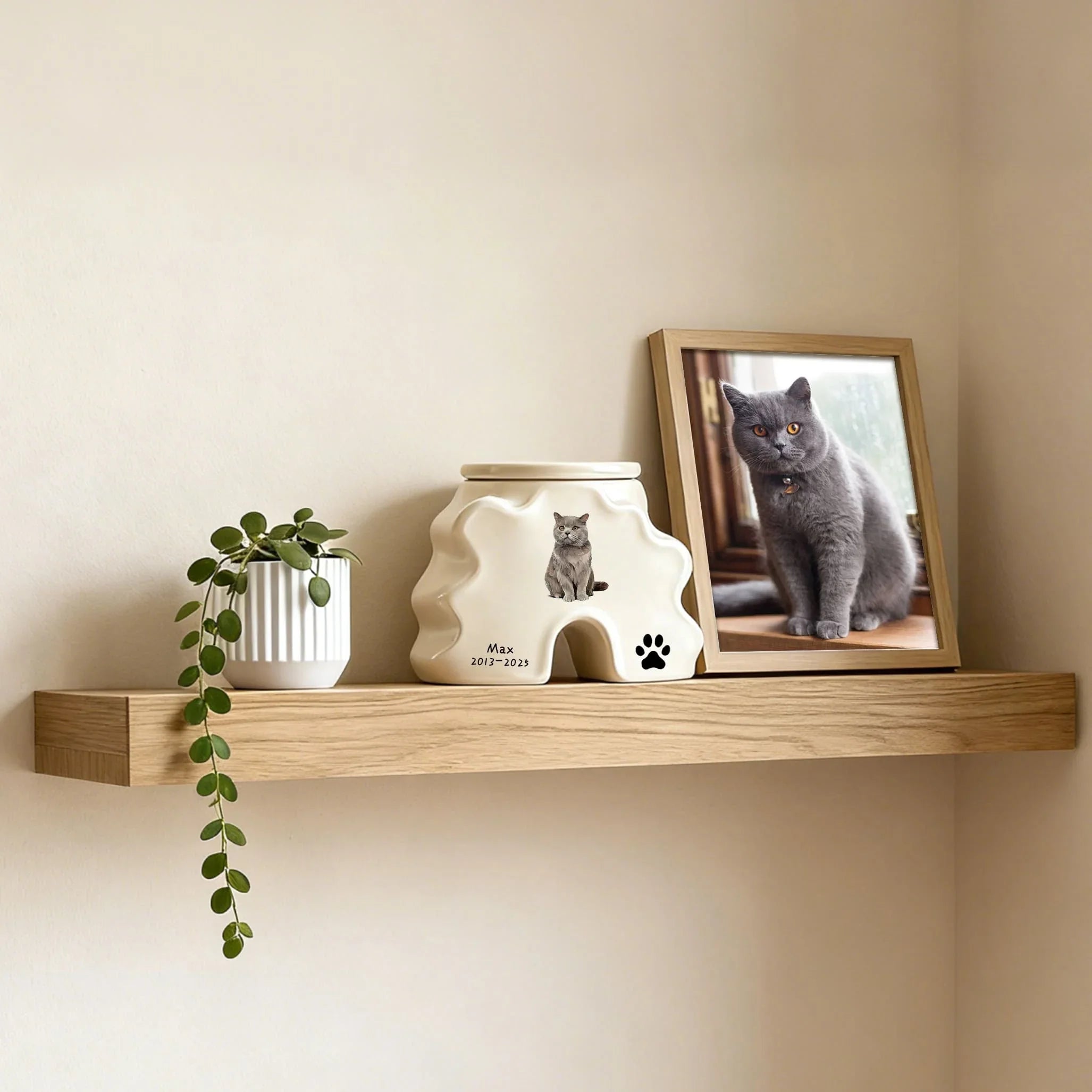 Handmade Pet Memorial Cat Urn – Custom Ceramic Ashes Keepsake for Dogs & Cats